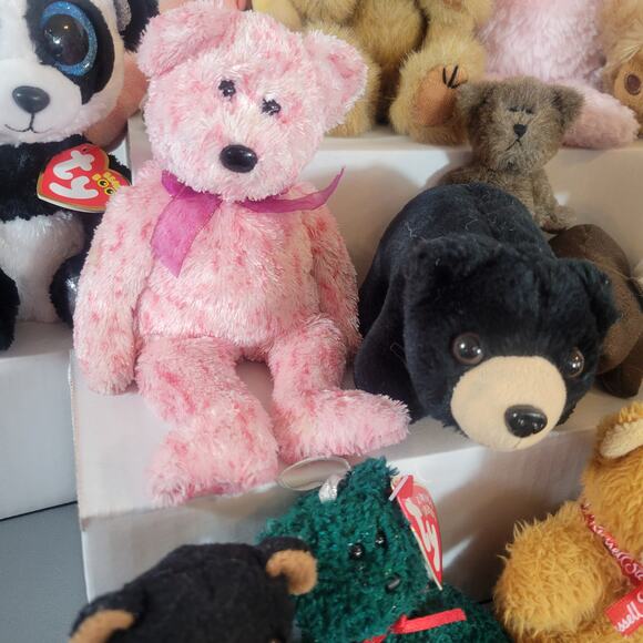 Lot of 24 Small Plush Bears - TY, Russ, Assorted Some Vintage Collectibles - Picture 11 of 16